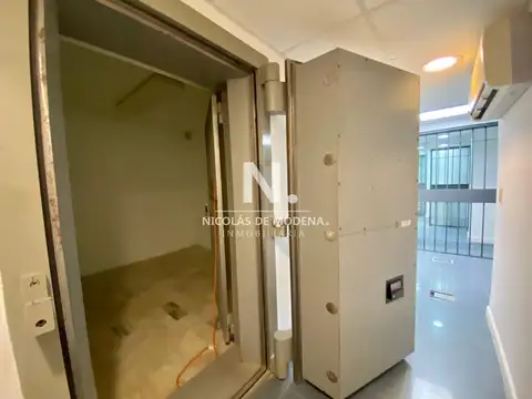 Local en Venta en Roosvelt, USD 330.000