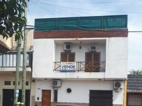 CASA EN PH EN 2 PLANTAS CON TERRAZA