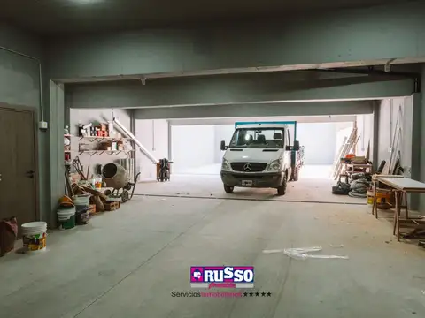 Galpon en Venta 10  mts Frente