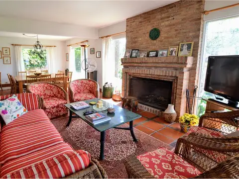 Casa en Venta en Carilo, USD 630.000