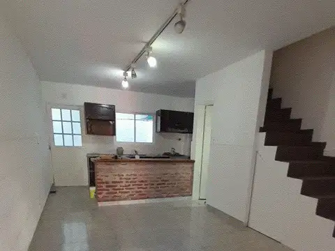 Depto Tipo Casa en Venta en Martin Coronado, USD 90.000