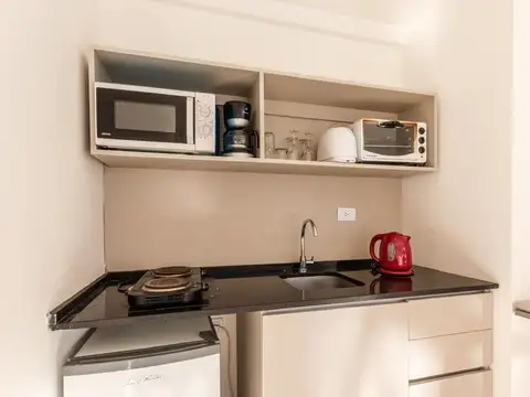 Alquiler amoblado monoambiente c/balcón SAN TELMO