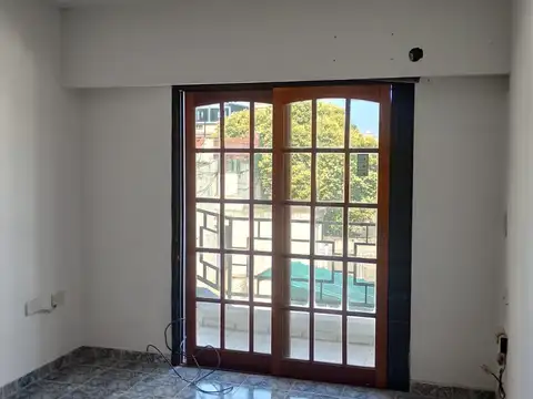 Casa 7 ambientes con 3 baños