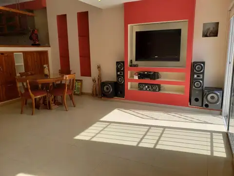 Departamento en Venta al Noreste