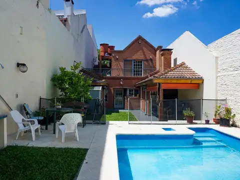 VENTA - Villa Urquiza - 5 Ambientes - Jardin - Piscina