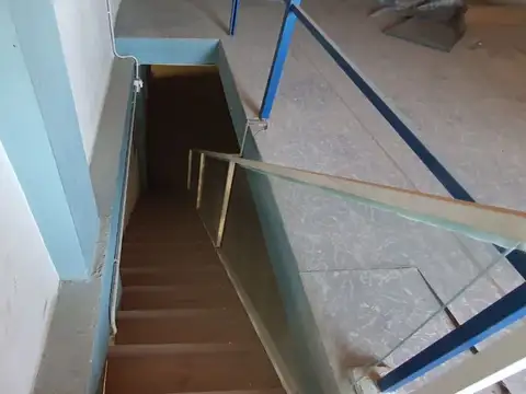 Galpon en Venta 100  mts Fondo