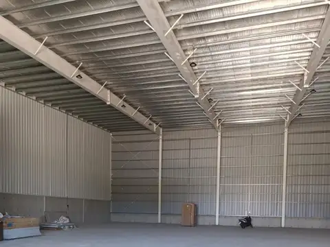 Galpon en Alquiler en Alvear, USD 3.062