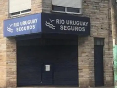 LOCAL EN ESQUINA EXCELENTE ZONA COMERCIAL