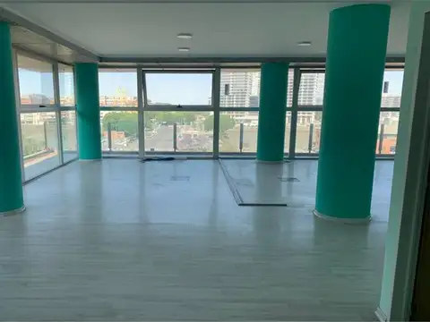 OFICINA CON COCHERA EN PUERTO MADERO