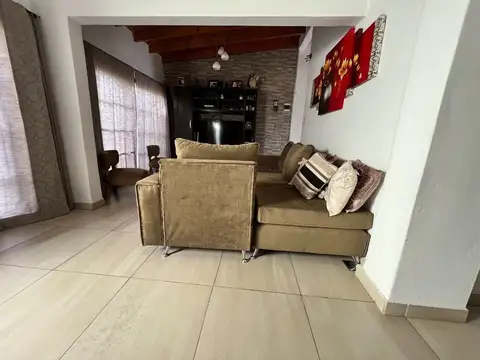 Depto Tipo Casa en Venta en Tablada, USD 139.900