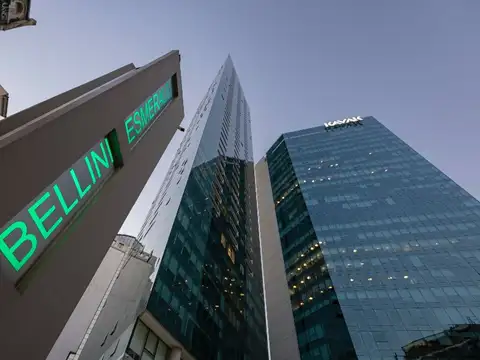 Oficina Monoambiente con 8 baños