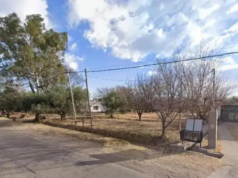 Las Malvinas e/ Luis Tirasso y Callao