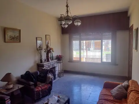 Casa en Venta en Moron Sur, USD 109.500