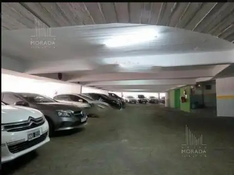 Cochera en venta en Once