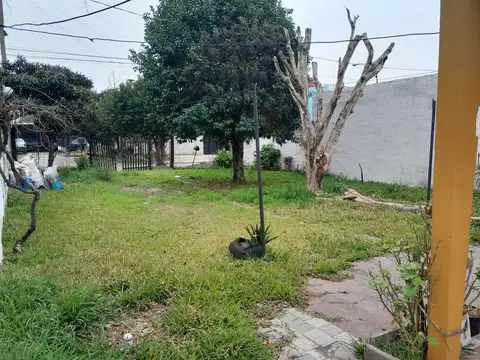 Casa en Venta en Isidro Casanova, USD 58.000