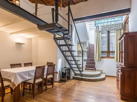 Depto Tipo Casa 4 ambientes con 2 baños