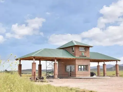 Terreno en venta - 950mts2 - Club de Campo Las Verbenas, Sierra De La Ventana