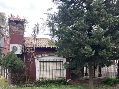 Venta Lote Industrial c/Casa 3 Amb Moreno Financia