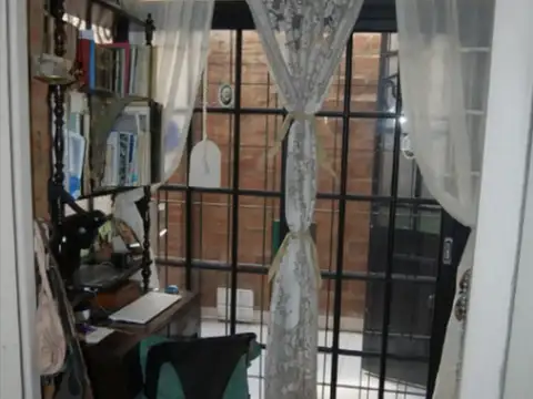 Casa 12 ambientes con 6 baños