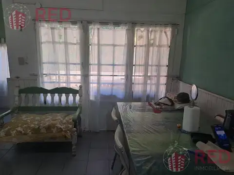 Depto Tipo Casa 5 ambientes con 2 baños