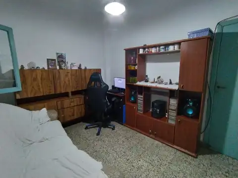 Depto Tipo Casa en Venta en Castelar Norte, USD 55.000