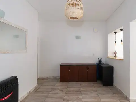 Depto Tipo Casa en Venta al Este