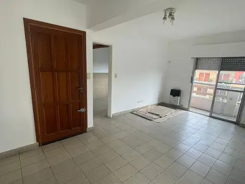 Departamento 3 ambientes con 1 baño