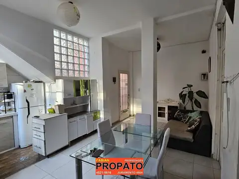Depto Tipo Casa en Venta de 8 ambientes