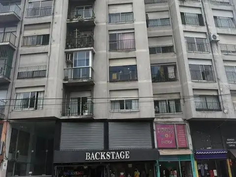 CALLE 7 Y PLAZA ITALIA