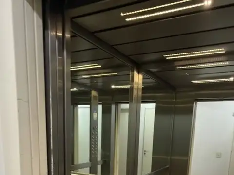 Venta 2 Amb Colegiales · Súper Luminoso + SUM