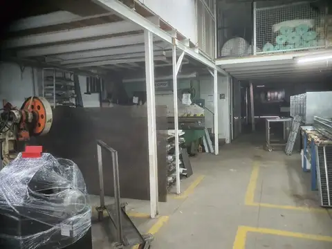 Galpon en Alquiler A Estrenar