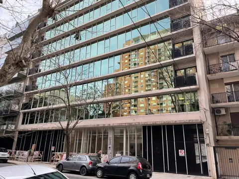 Oficina 80 m2 Pico entre Libertador y 11 de Septiembre Edificio Corporativo