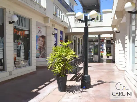 Local en Alquiler en Funes, $ 1.500.000