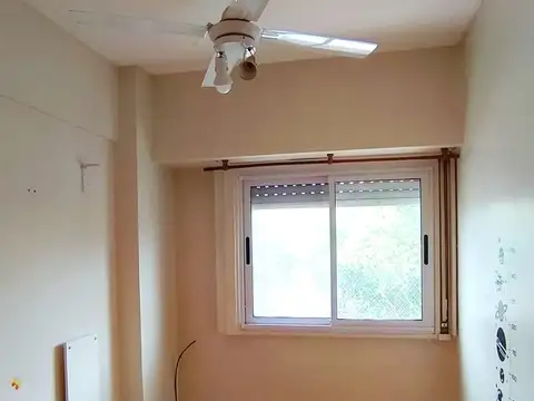 MUY BUEN DEPARTAMENTO 3 AMB. - CONTRAFRENTE - BALCON - LAVADERO INDEPENDIENTE