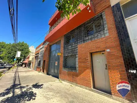 VENTA LOTE DOBLE FRENTE EN LANUS OESTE CENTRO