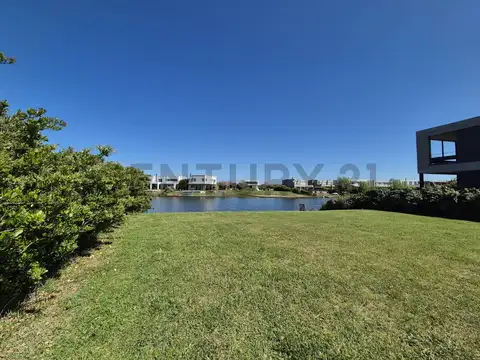 Terreno en Venta en Puertos - Barrio Ceibos, USD 198.000