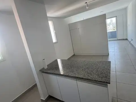 Cordoba 2700, Piso 07