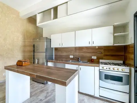 Casa 7 ambientes con 3 baños