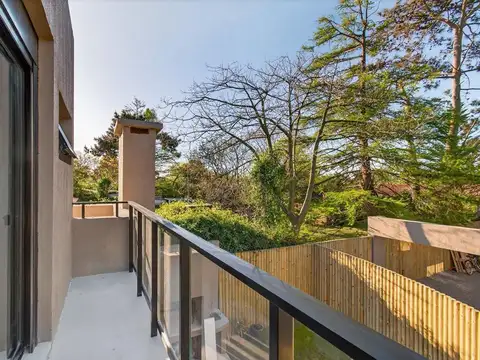 VENTA CASA PH SHANGRILA CASI RAMBLA 3 DORM 3 BAÑOS