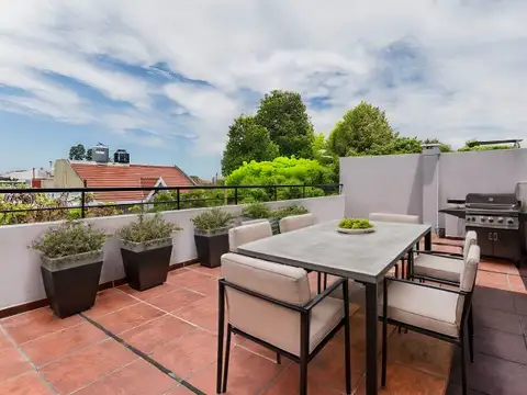 EN VENTA. PARQUE AVELLANEDA. DPTO/PH 3 AMB A ESTRENAR. PATIO Y TERRAZA PROPIOS. ENTRADA INDEPEN...