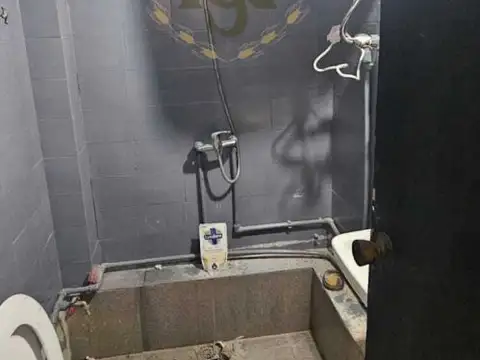 ALQUILER AGUADA LOCAL CON ENTRADA DE CAMION