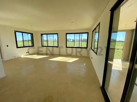 VENTA o PERMUTA - CASA 4 AMBIENTES C/ PARQUE - BARRIO NORTE, TRES PINOS, GENERAL RODRIGUEZ