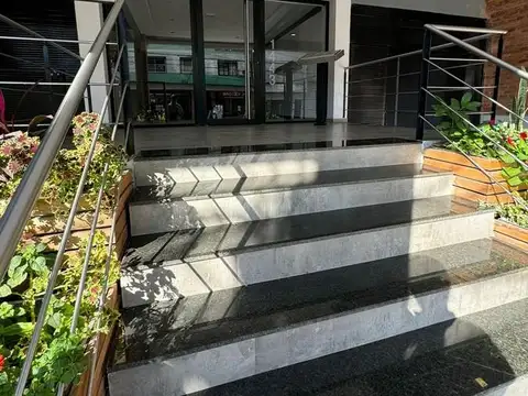 Rivadavia entre Belgrano y Santa Fe