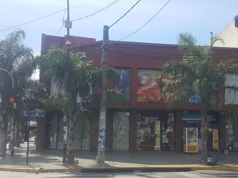 Av Gral E Mosconi 1100