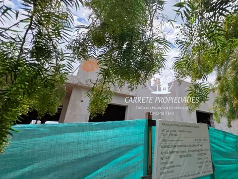 Casa en venta de 4 ambientes y escritorio. Barrio Santa Emilia. Pilar del Este 100