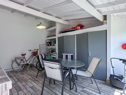 Casa 3 ambientes con 1 baño