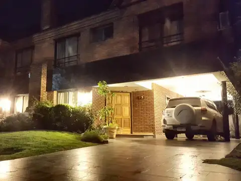 Casa en Venta de 4 dormitorios