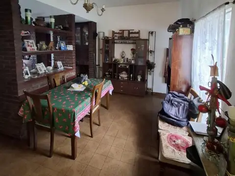 Depto Tipo Casa en Venta de 3 ambientes