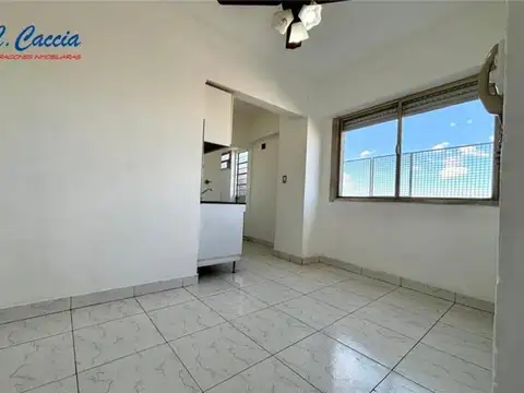 REMEDIOS 3600, Piso 7