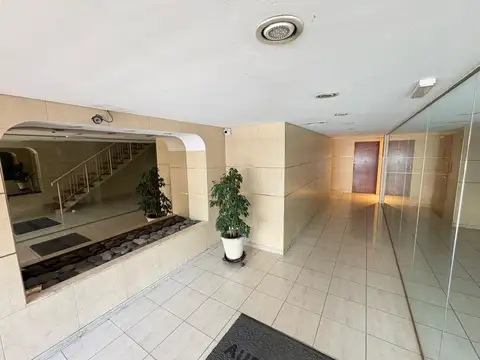 Avenida Hipólito Yrigoyen 700, Piso 8